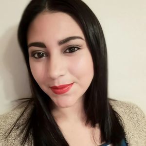 Meet your Posher, Valeria